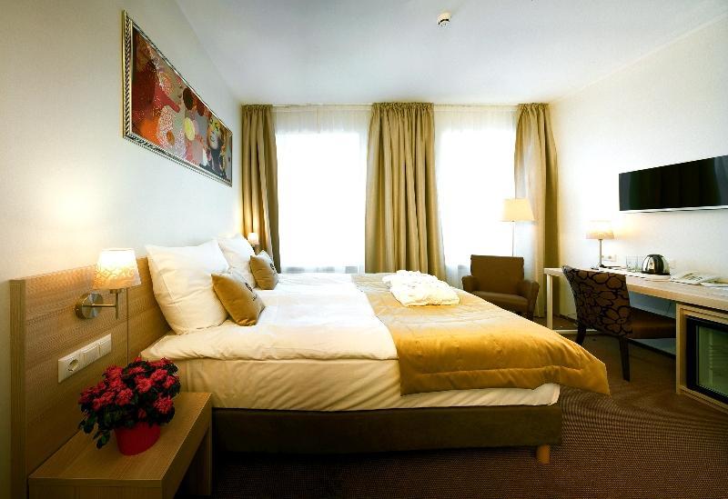 Radisson Hotel Old Town Рига Екстер'єр фото